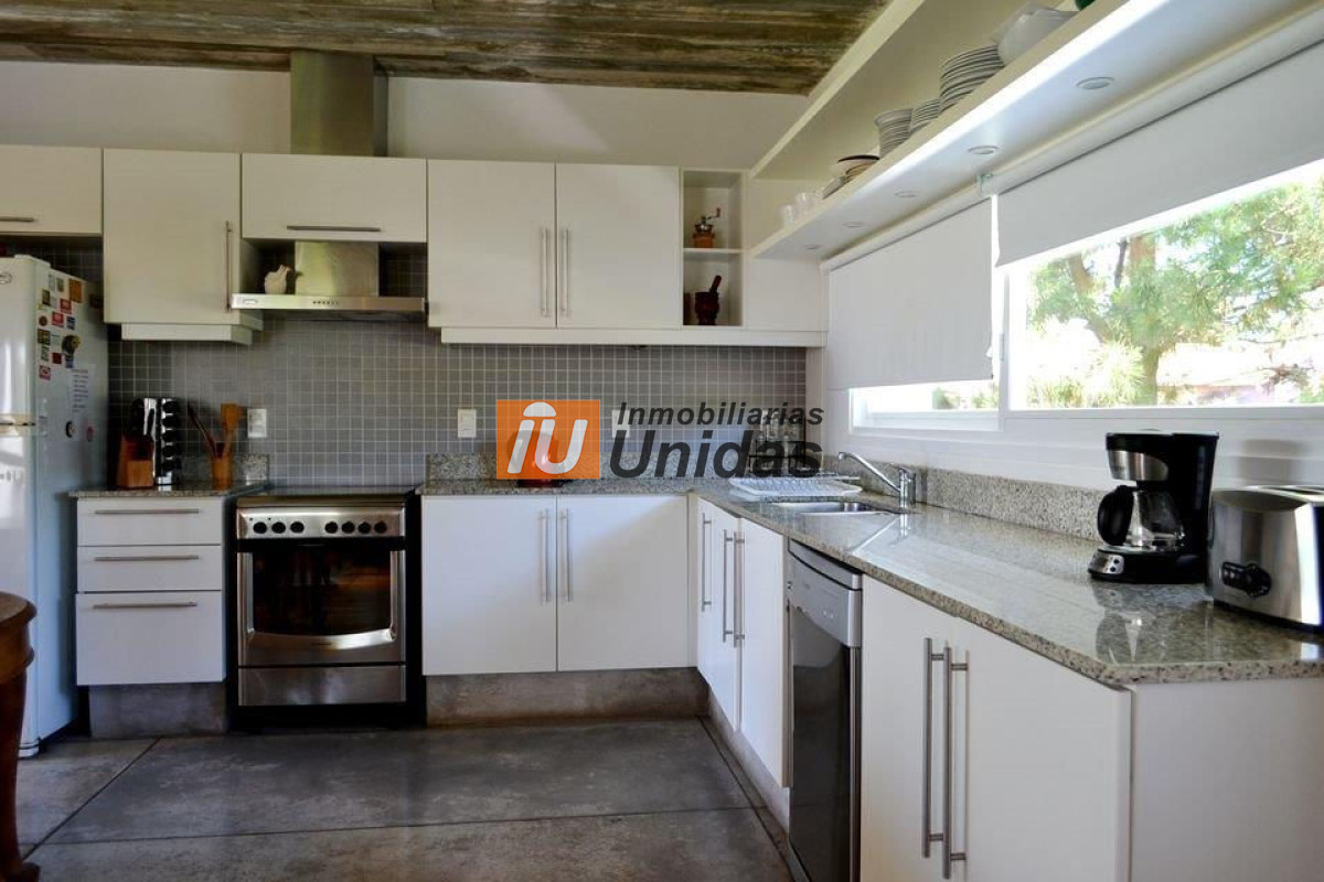Casa ID.233903 - Casa en Punta del Este, Beverly Hills