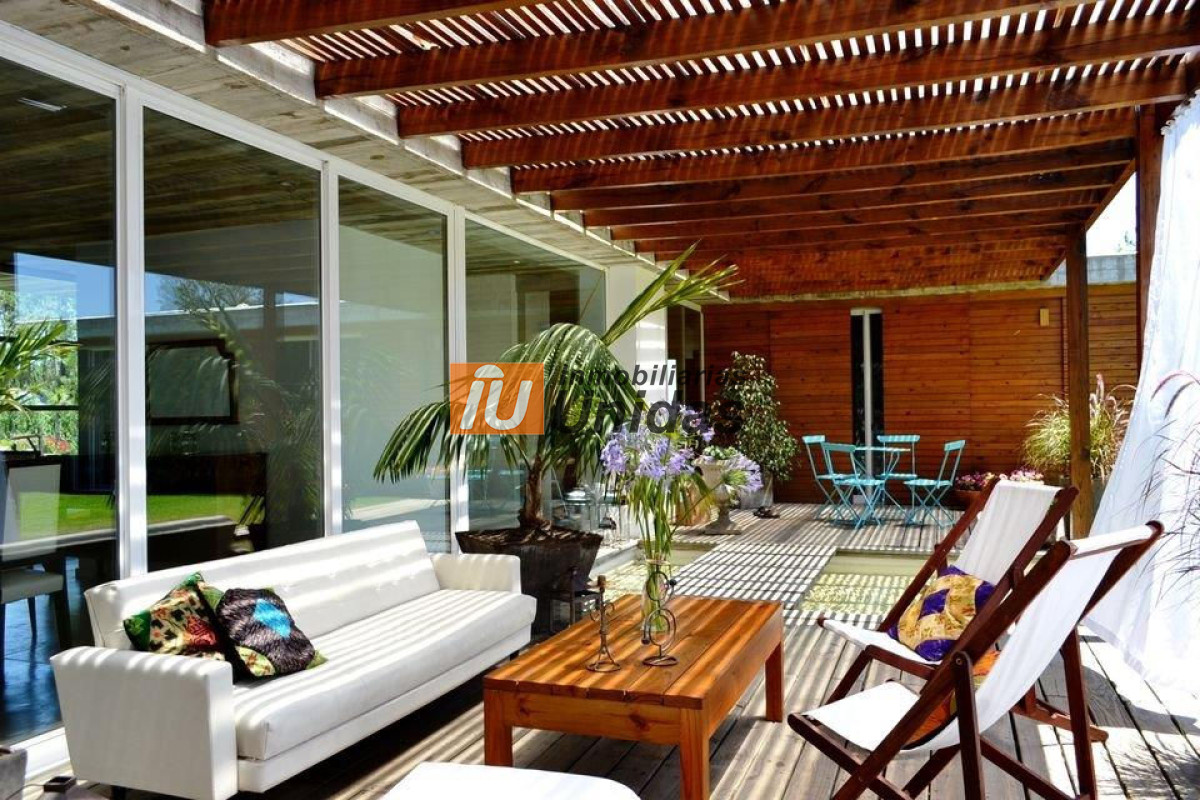 Casa ID.233903 - Casa en Punta del Este, Beverly Hills