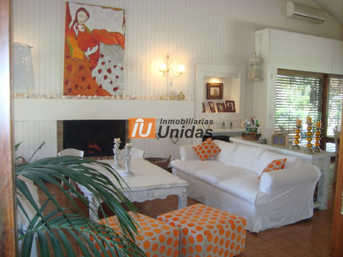 Casa ID.233967 - Casa en Punta del Este, Cantegril