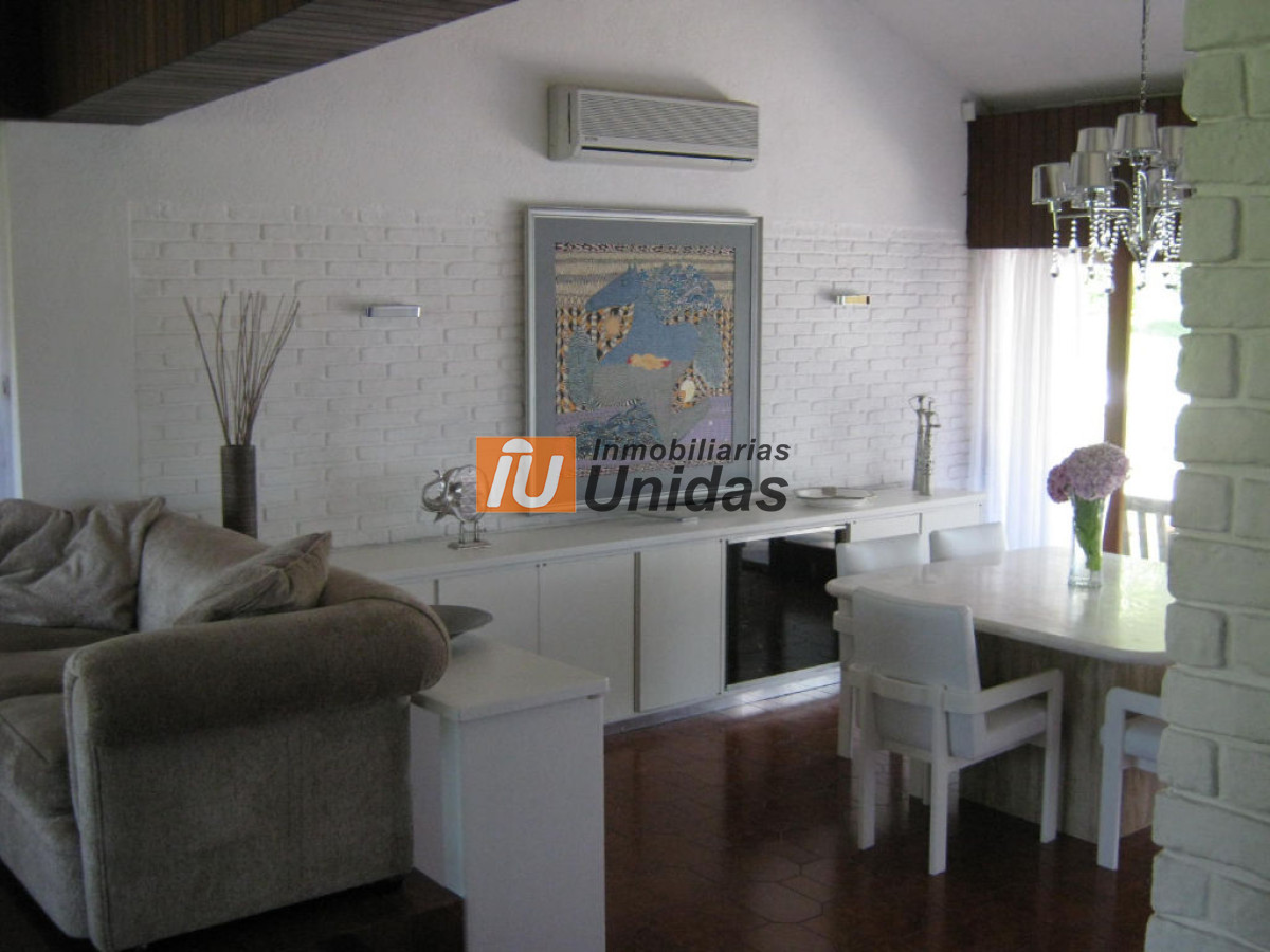 Casa ID.233028 - Casa en Punta del Este, Cantegril