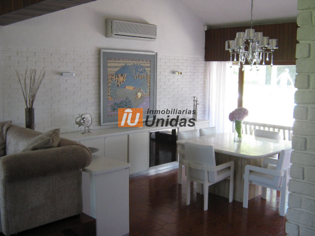 Casa ID.233028 - Casa en Punta del Este, Cantegril
