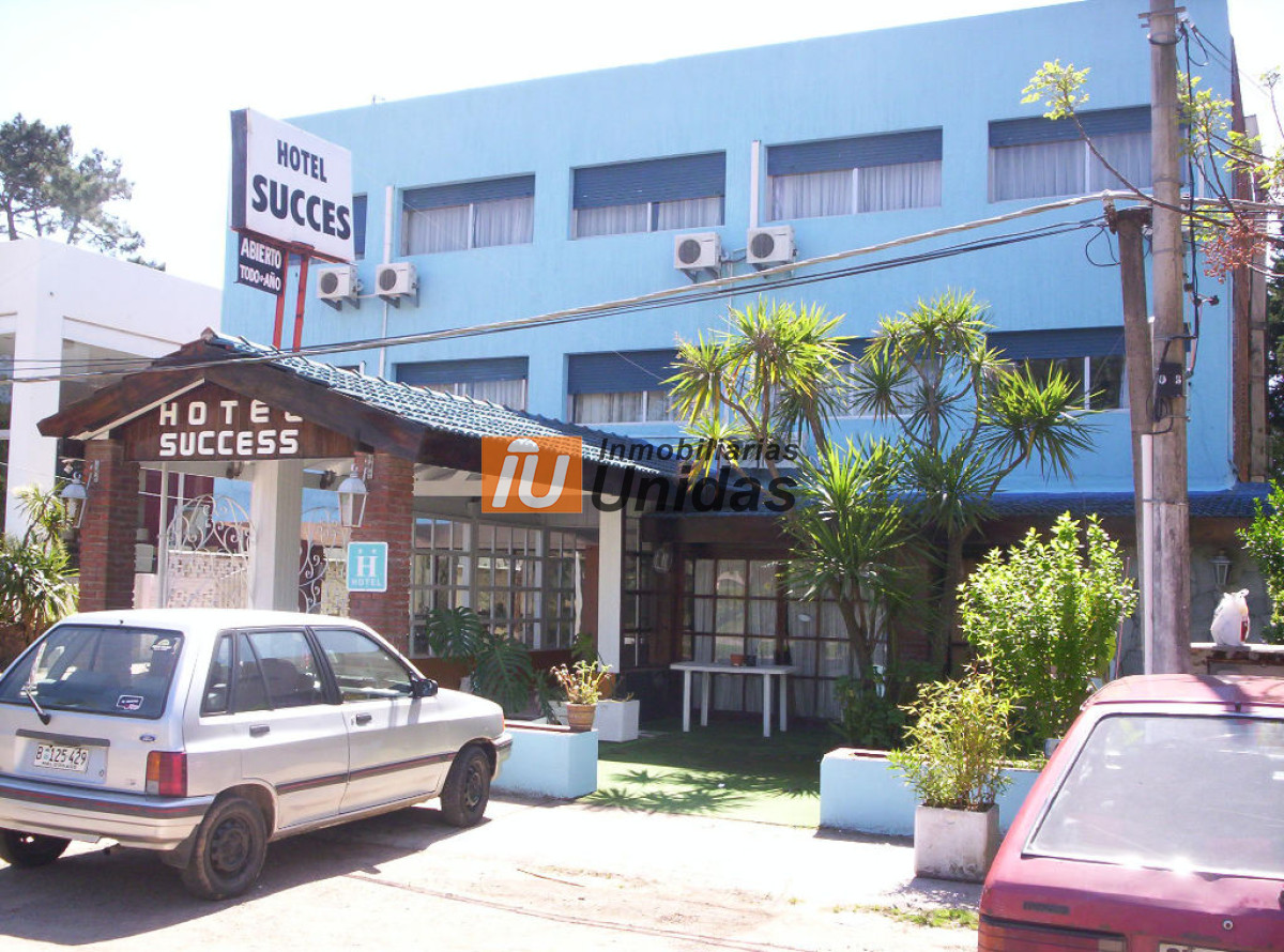 Local Comercial ID.234571 - Local en Punta del Este, Roosevelt