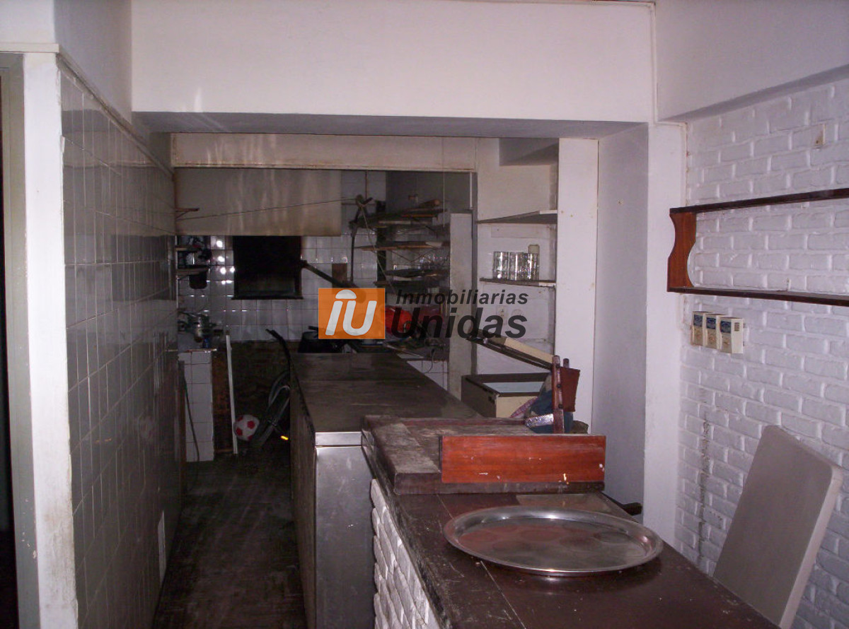 Local Comercial ID.234571 - Local en Punta del Este, Roosevelt