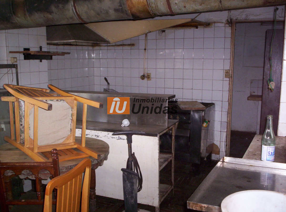 Local Comercial ID.234571 - Local en Punta del Este, Roosevelt