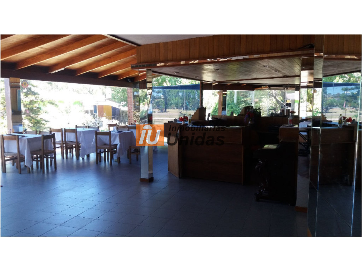 Local Comercial ID.234600 - Local en Punta del Este, Roosevelt