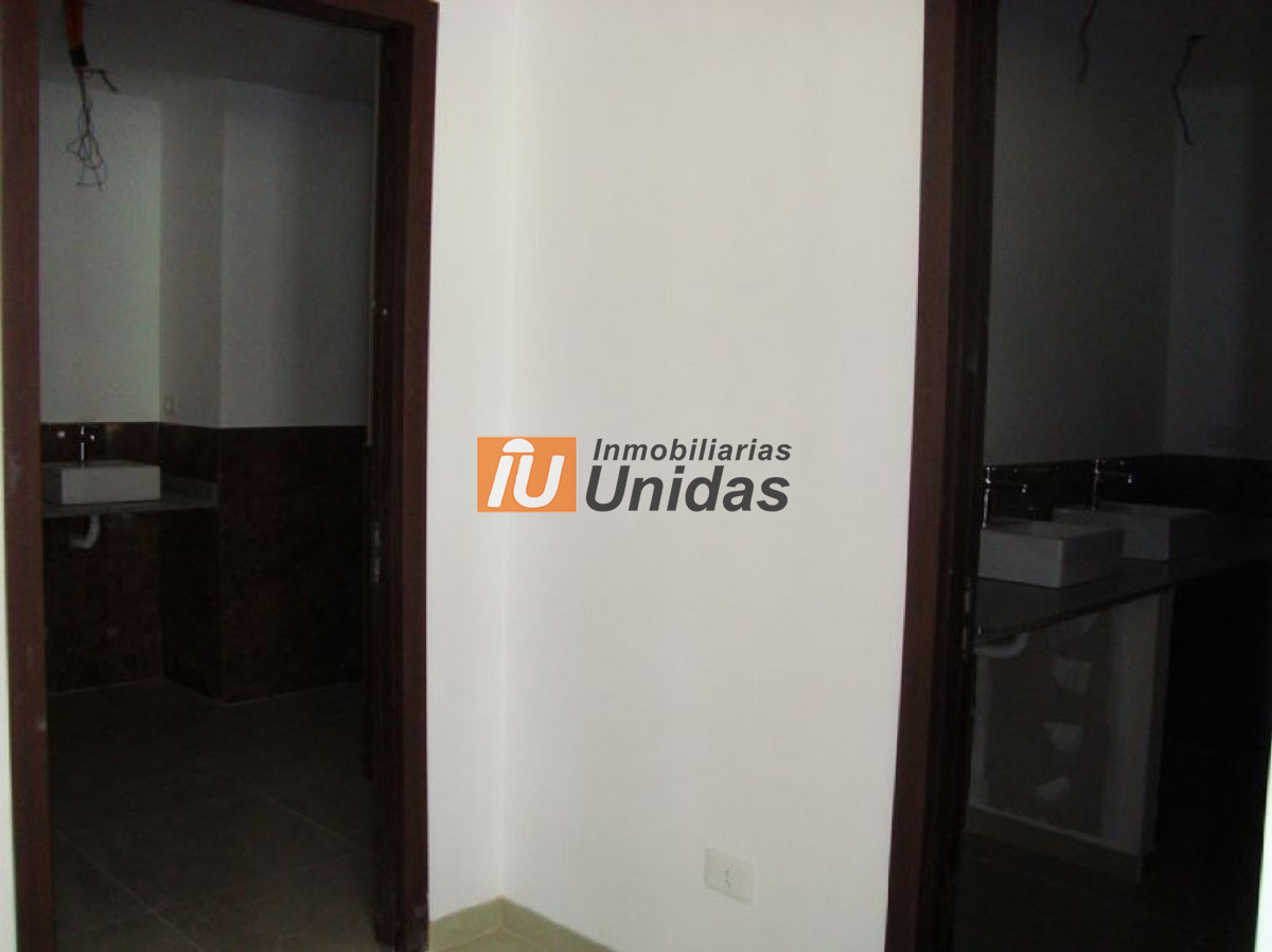 Local Comercial ID.234602 - Local en Punta del Este, Roosevelt