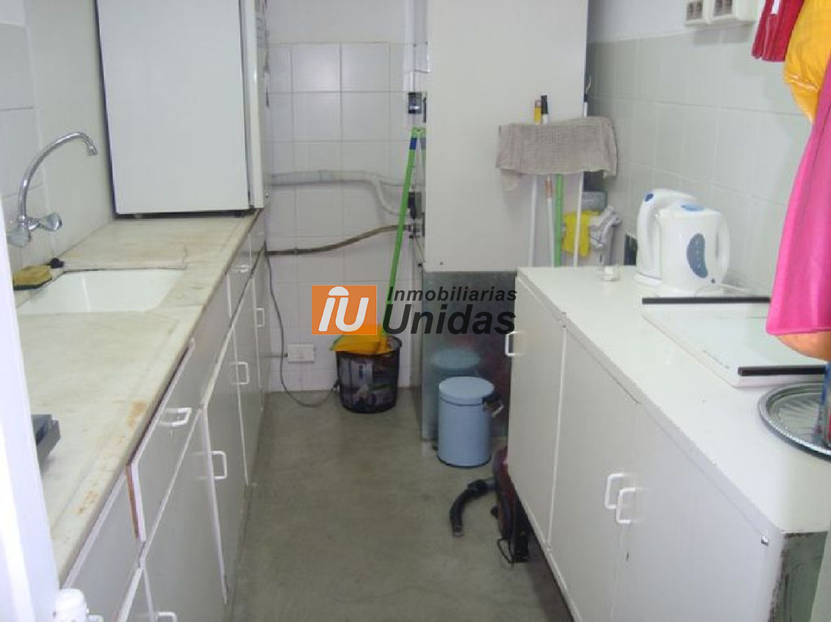 Local Comercial ID.234603 - Local en Punta del Este, Península