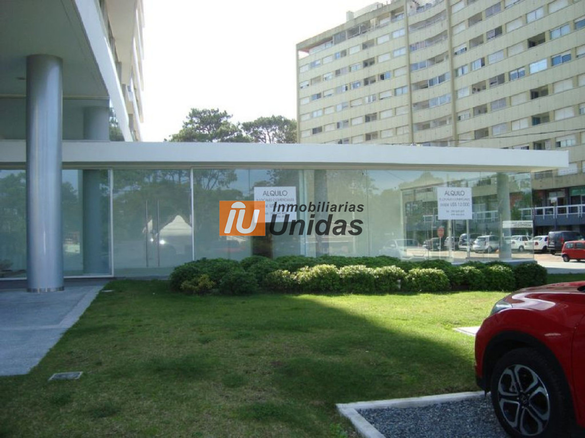 Local Comercial ID.234604 - Local en Punta del Este, Roosevelt