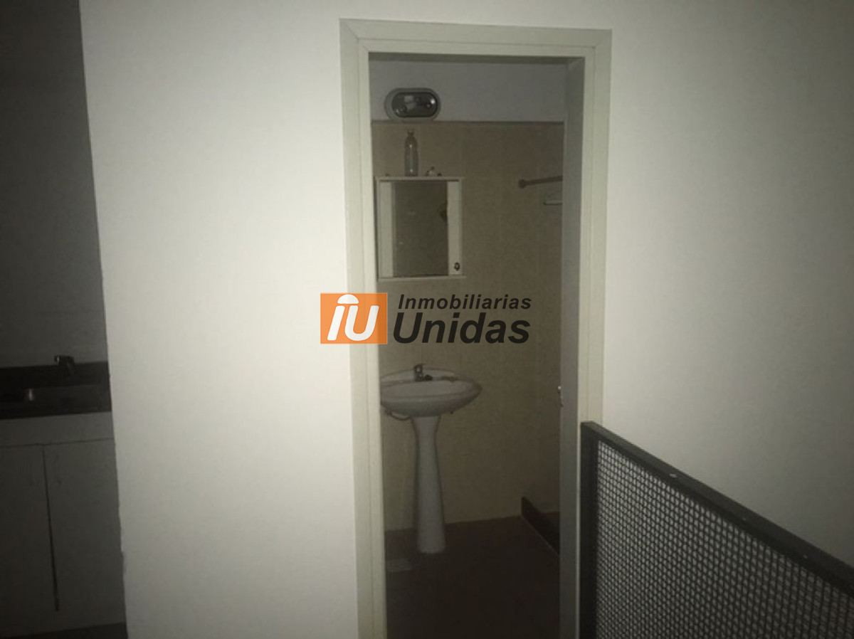Local Comercial ID.234615 - Local en Punta del Este, Península