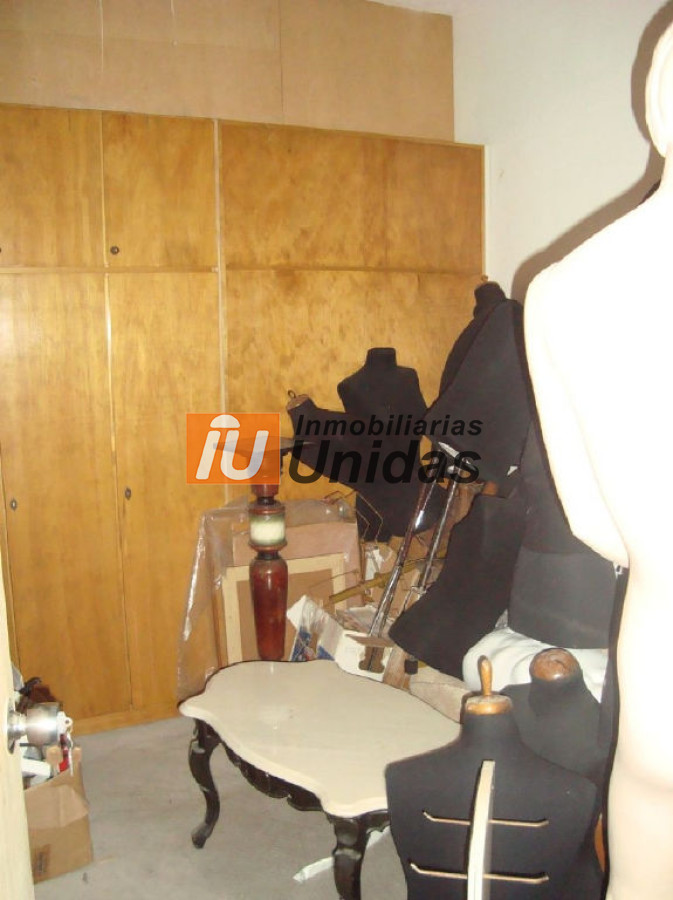 Local Comercial ID.234615 - Local en Punta del Este, Península