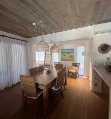 Espectacular casa en barrio parque pinares