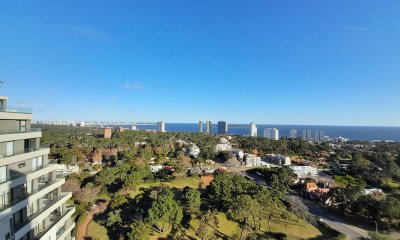 Departamento de 2 dormitorios 2 baños piso alto en venta con amenities excelentes