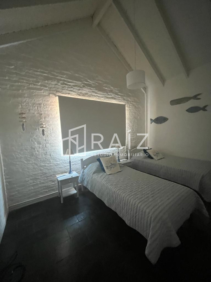 Casa ID.10368 - Espectacular casa en barrio parque pinares