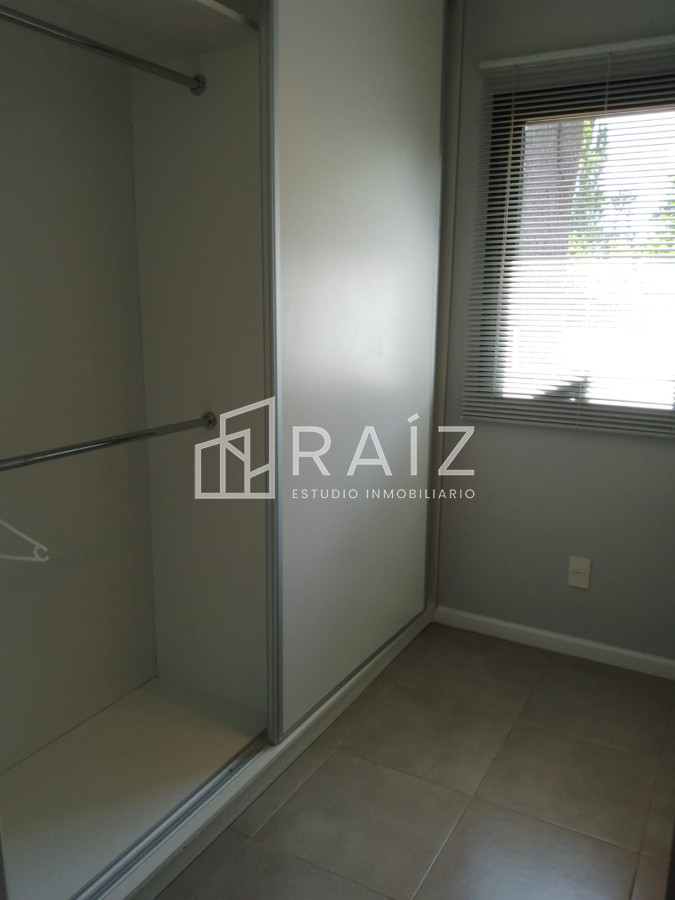 Casa ID.10367 - Casa en alquiler anual barrio privado 