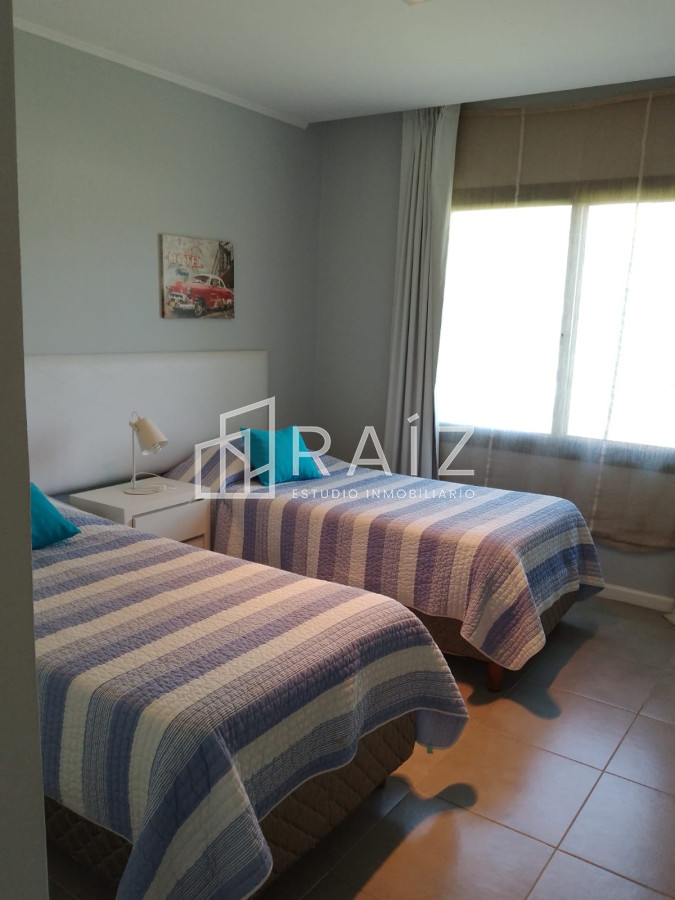 Casa ID.10367 - Casa en alquiler anual barrio privado 