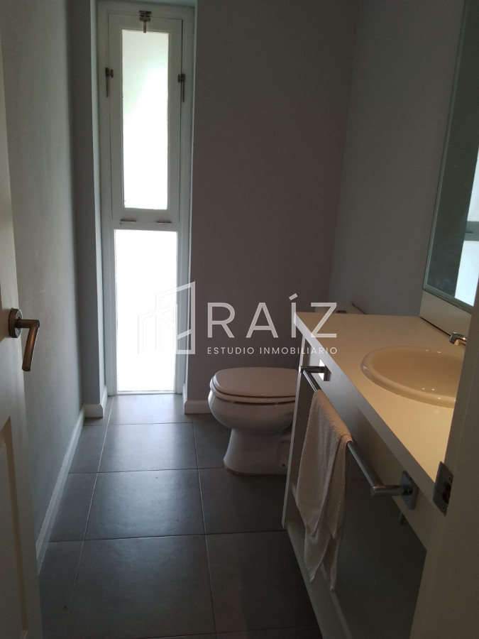 Casa ID.10367 - Casa en alquiler anual barrio privado 