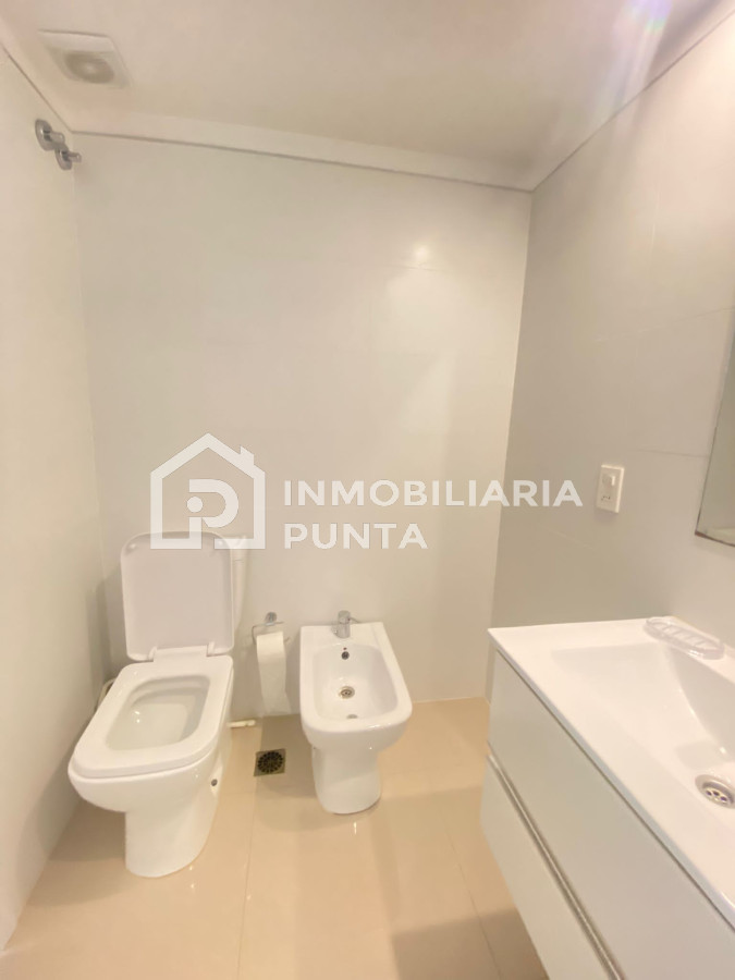https://ri.com.uy/f/262/0/1200/0/0/0/010190f815fcf1f52a40bcfe0c7a1725.jpg