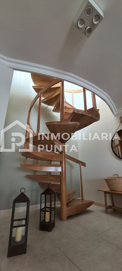 https://ri.com.uy/f/262/0/1200/0/0/0/0c3da694a5e150d6fb71763472e3ae38.jpg