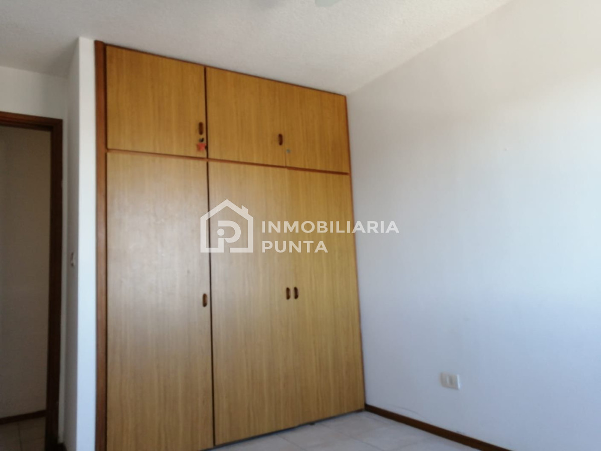 https://ri.com.uy/f/262/0/1200/0/0/0/1c85f1c588dac446fd572137353a46b6.jpg