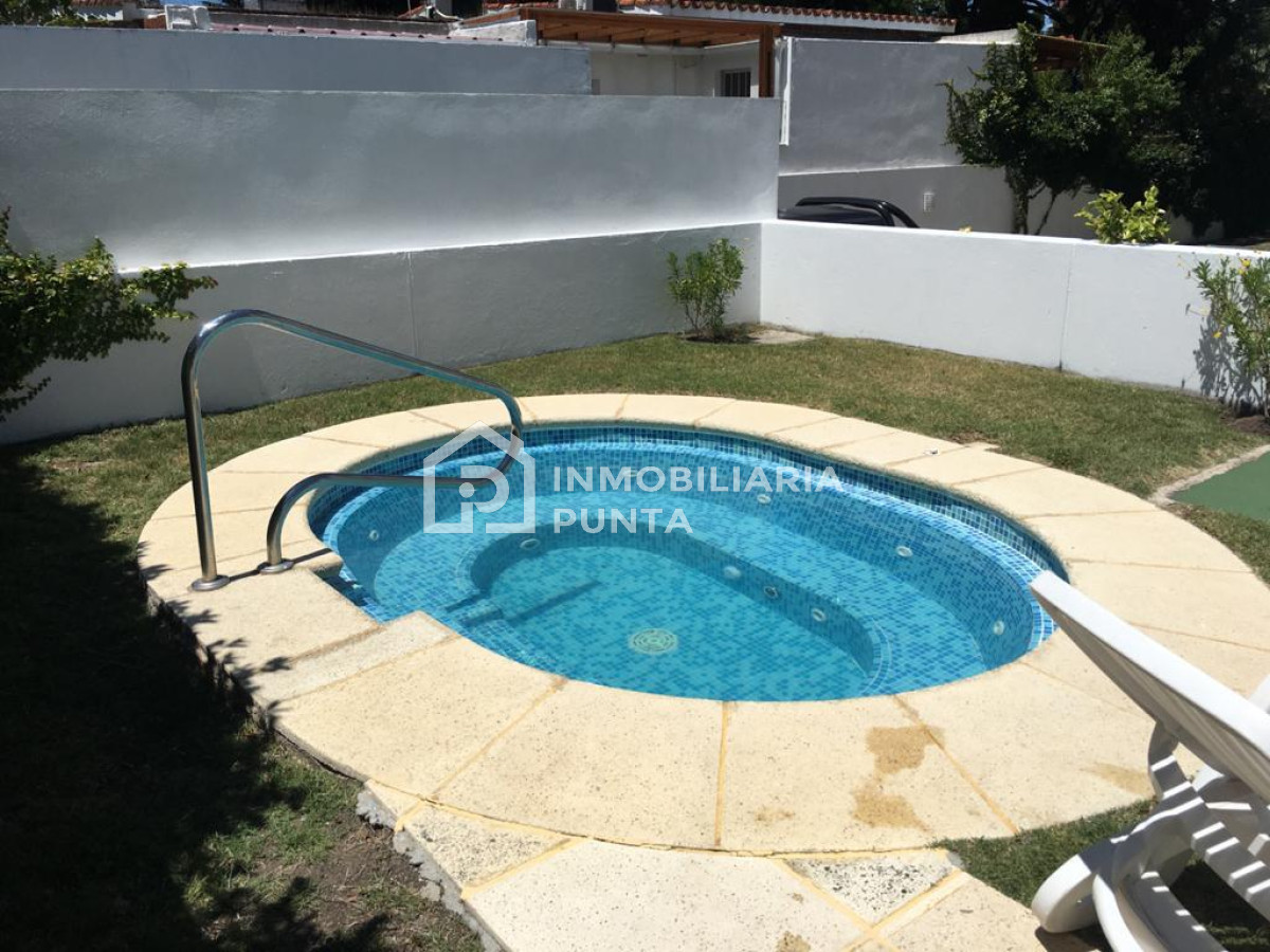 https://ri.com.uy/f/262/0/1200/0/0/0/24e590ad2dfa1503129b00426e35fef9.jpg