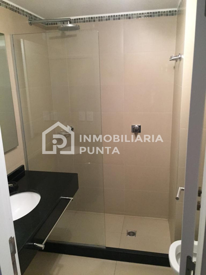 https://ri.com.uy/f/262/0/1200/0/0/0/2b935293233770c77e9be4a07d9a5c0f.jpg