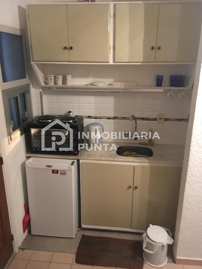 https://ri.com.uy/f/262/0/1200/0/0/0/2c1aa0e35d84629652d0979ca7ba8e29.jpg