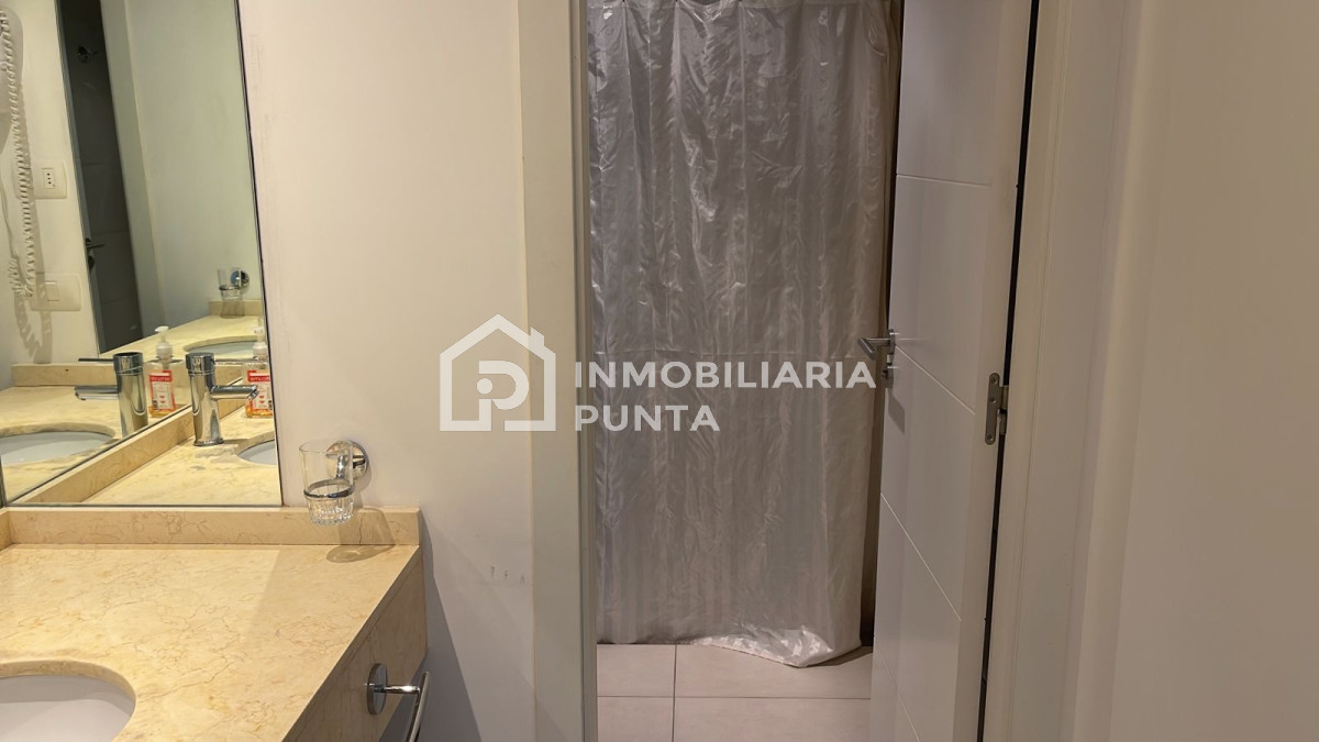 https://ri.com.uy/f/262/0/1200/0/0/0/38dca7aac4e61933afb9245d43f371e7.jpg