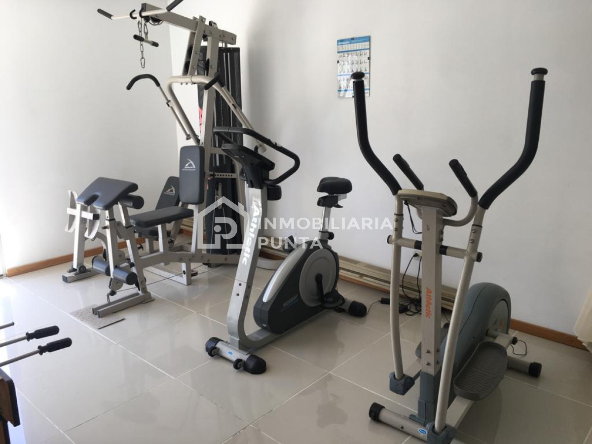 https://ri.com.uy/f/262/0/1200/0/0/0/3e90e6d5ae08673fecd362c64eea046b.jpg