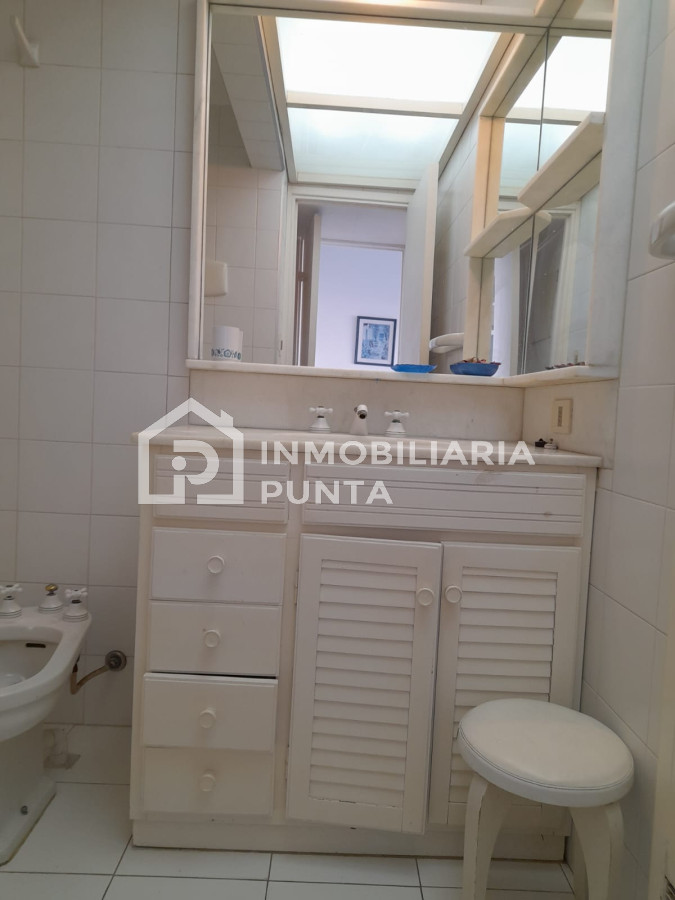 https://ri.com.uy/f/262/0/1200/0/0/0/4e045f2f9e3beac1d30123011f72ffa7.jpg