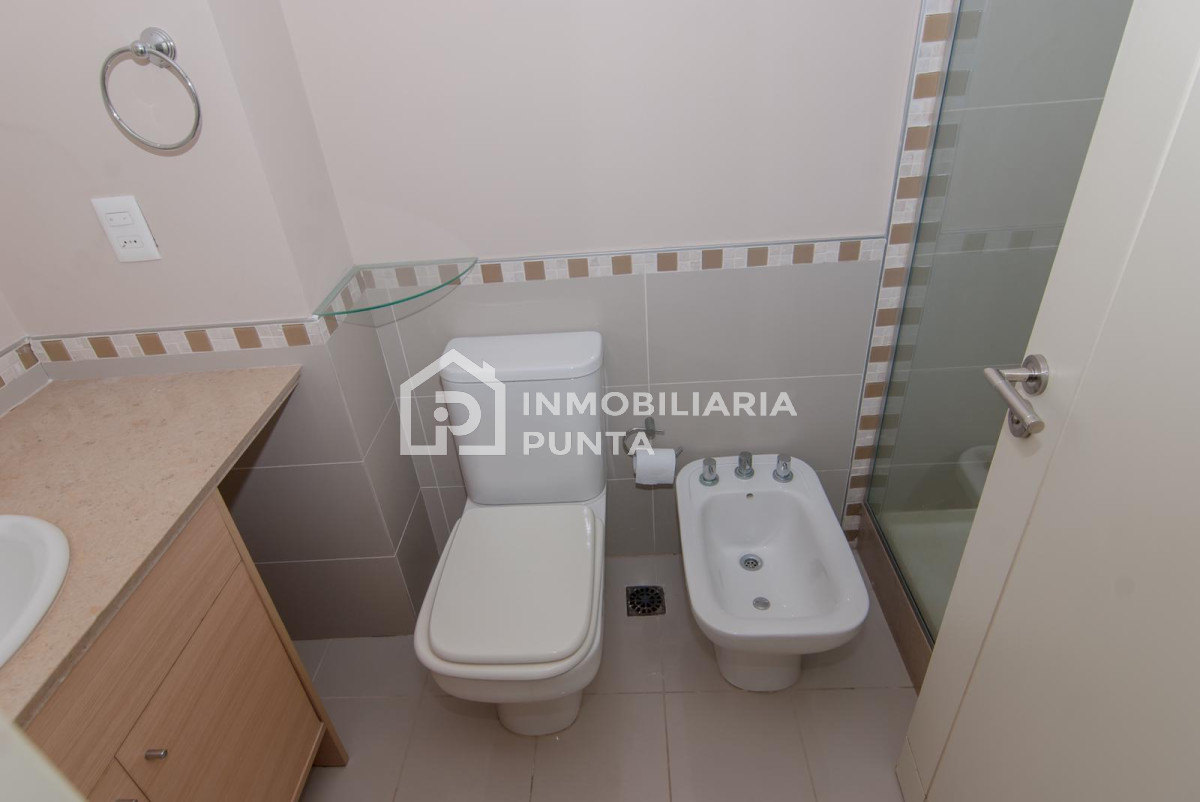 https://ri.com.uy/f/262/0/1200/0/0/0/589e35b7925c2fe2b85cebd0c6a3d80b.jpg