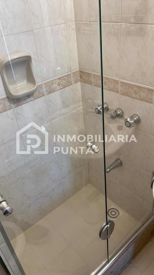 https://ri.com.uy/f/262/0/1200/0/0/0/628a9a316e6de21abd7aae1eb2f86b34.jpg
