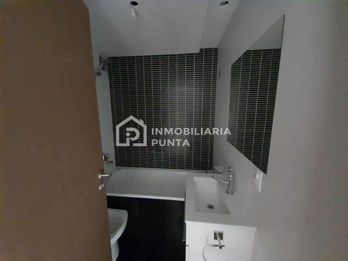 https://ri.com.uy/f/262/0/1200/0/0/0/62999fd7f237bb80931cd13a07258e1f.jpg