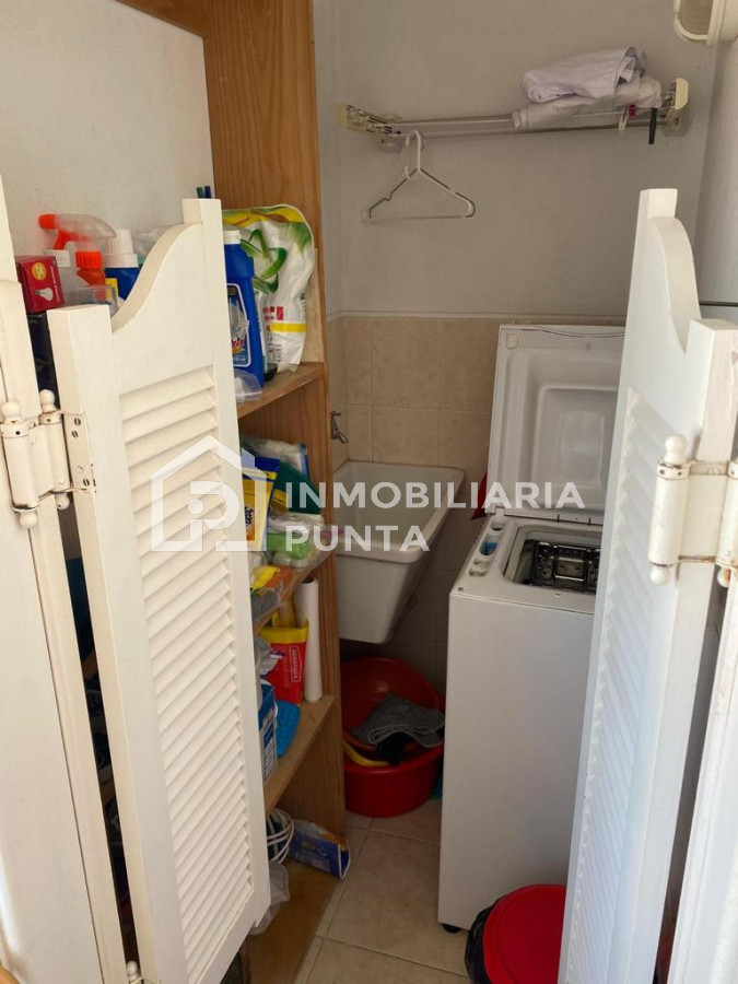 https://ri.com.uy/f/262/0/1200/0/0/0/6611f62ce39c349d426ad31500543409.jpg