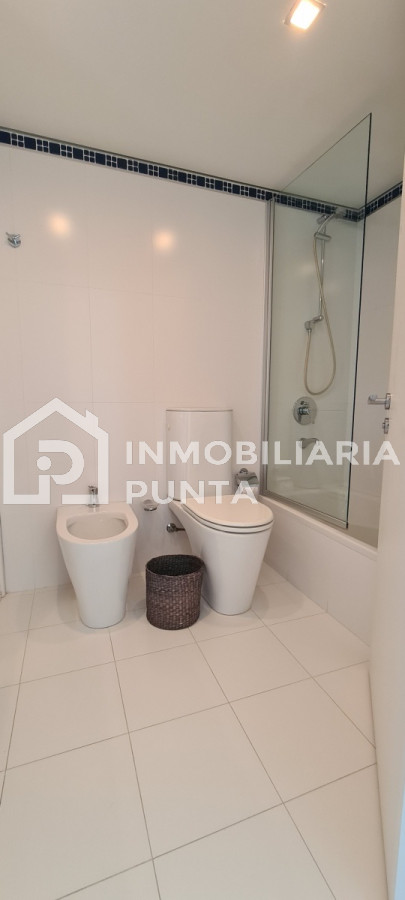 https://ri.com.uy/f/262/0/1200/0/0/0/73e4095aac9bda999f2e4ec25143fec0.jpg