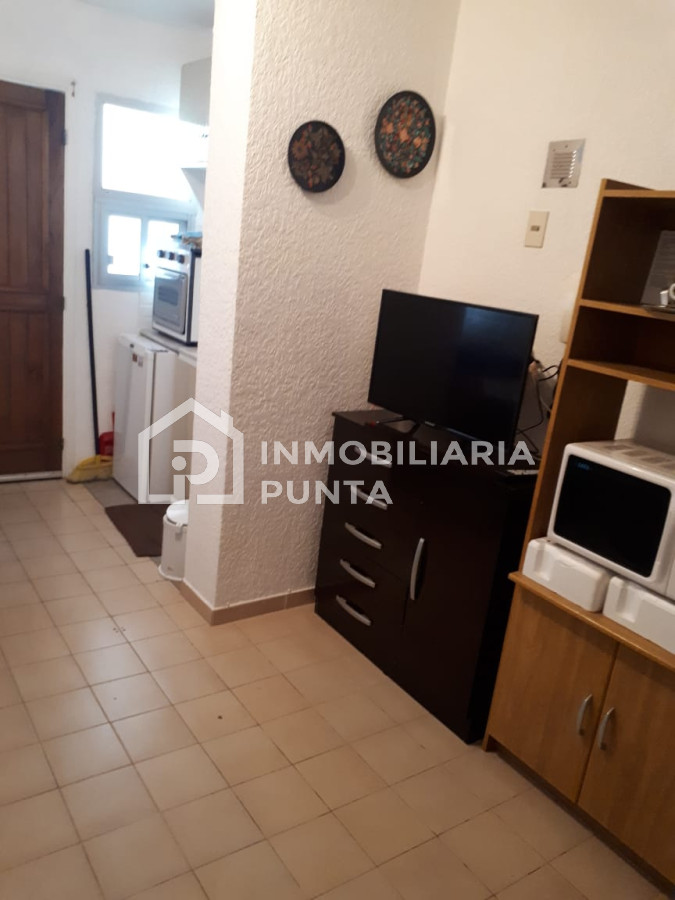 https://ri.com.uy/f/262/0/1200/0/0/0/76e24973a71baf131ae8f94145d611cb.jpg