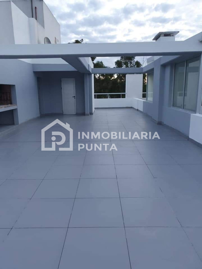https://ri.com.uy/f/262/0/1200/0/0/0/878ff664b03f5a6b36bace7d2fa7b967.jpg