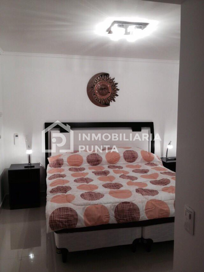 https://ri.com.uy/f/262/0/1200/0/0/0/8957f069fa2e165fe422f12f010c1ad0.jpg