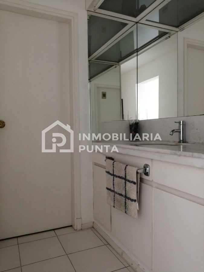 https://ri.com.uy/f/262/0/1200/0/0/0/8d0925844d14933eb1b274dd55222626.jpg