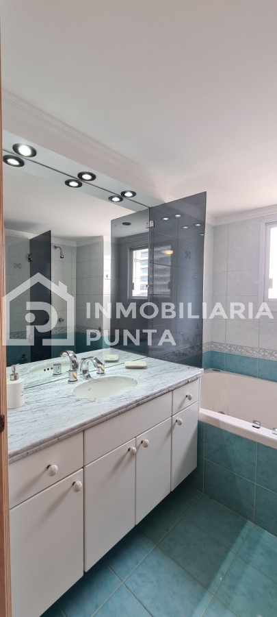 https://ri.com.uy/f/262/0/1200/0/0/0/942a3ca703a2918ceae1c37df87d2547.jpg