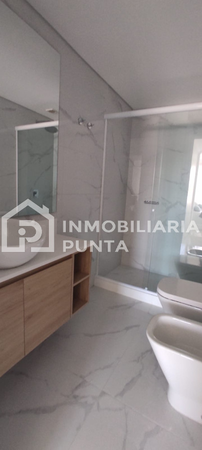 https://ri.com.uy/f/262/0/1200/0/0/0/9be87f382f1f4092310f63d96d29d98f.jpg
