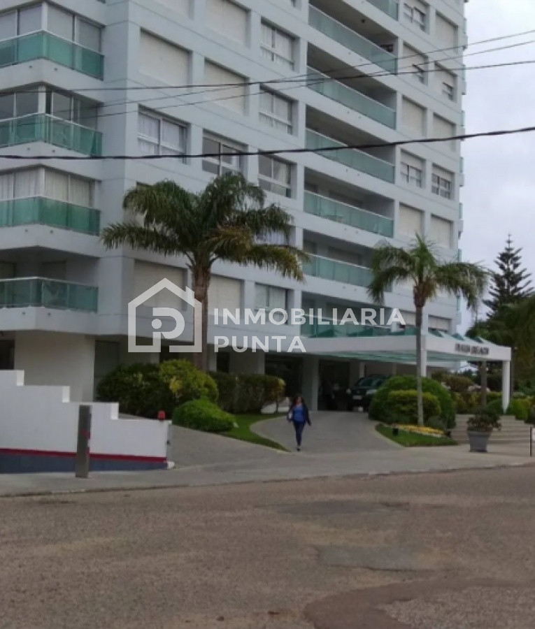 https://ri.com.uy/f/262/0/1200/0/0/0/9cfbad16c586b1a77ba394587015cc9f.jpg