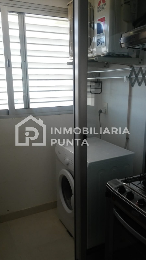 https://ri.com.uy/f/262/0/1200/0/0/0/b2d621b90651b384a44503d182b72fcc.jpg