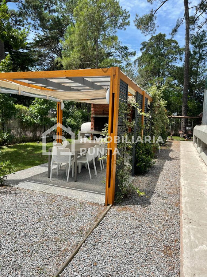 https://ri.com.uy/f/262/0/1200/0/0/0/b5b75c1c95d461a91b5d54122a77ca23.jpg