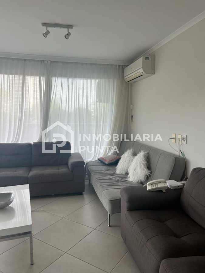 https://ri.com.uy/f/262/0/1200/0/0/0/b777a50cb2c97026d9cd2c34a3e9b850.jpg