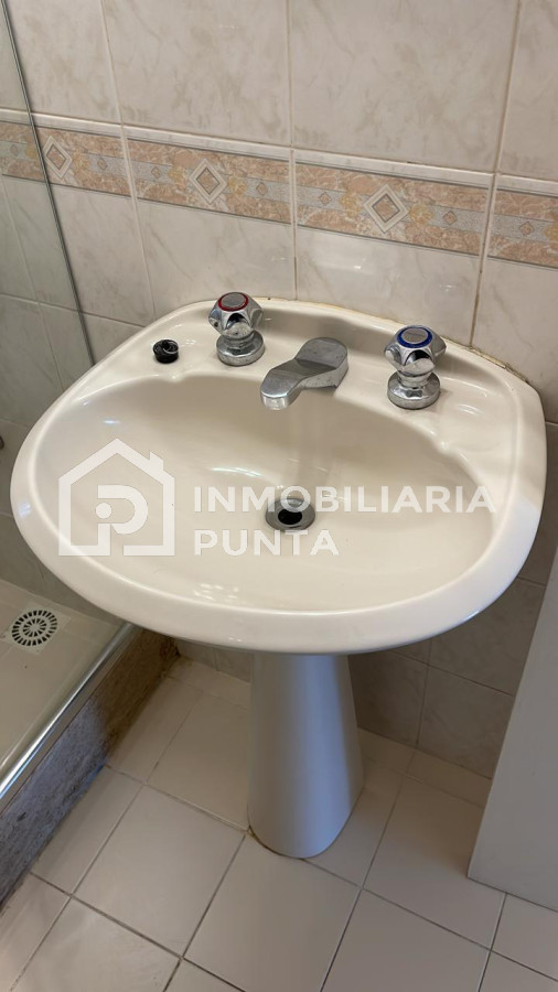 https://ri.com.uy/f/262/0/1200/0/0/0/c99c333c29ff8b64f45b87ee2df68296.jpg