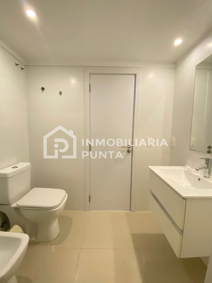 https://ri.com.uy/f/262/0/1200/0/0/0/cbe83eb4861fbf2cad86f2936a894af6.jpg