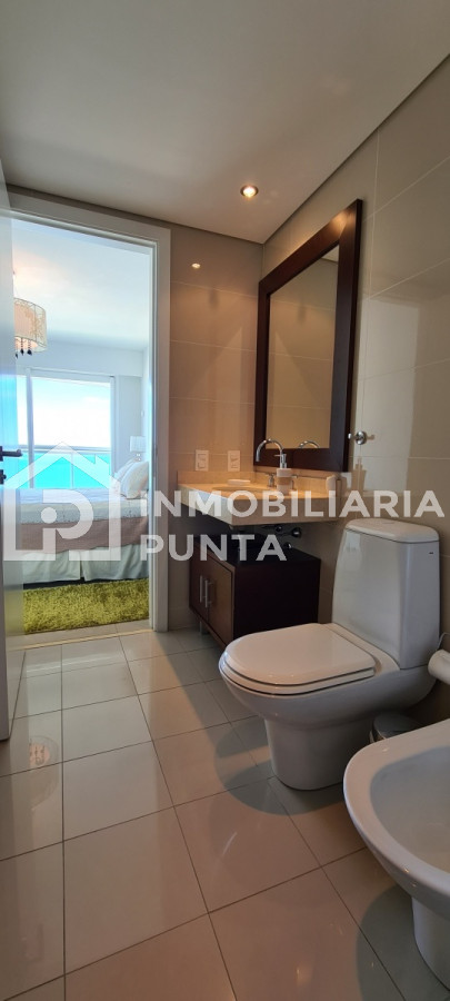 https://ri.com.uy/f/262/0/1200/0/0/0/e845e625d57a110c4ad5451119e89164.jpg