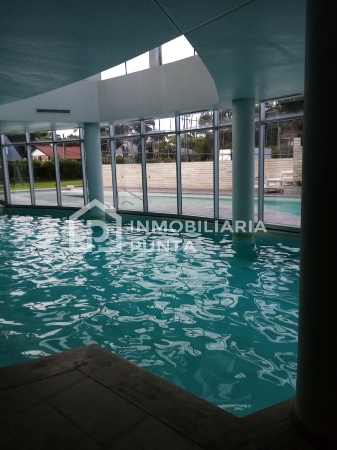 https://ri.com.uy/f/262/0/1200/0/0/0/ebcf43622cd5e817b21834ccd5ab0192.jpg