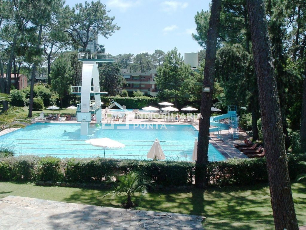 https://ri.com.uy/f/262/0/1200/0/0/0/eea5abca12cf0f7c1d9a6e06f472ca7b.jpg