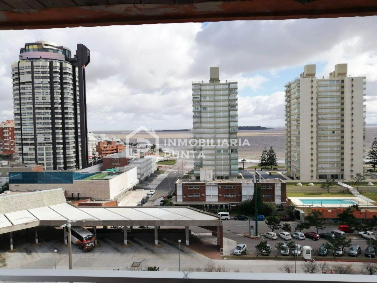 https://ri.com.uy/f/262/0/1200/0/0/0/f424f5665b968d37f01b0668145c391e.jpg